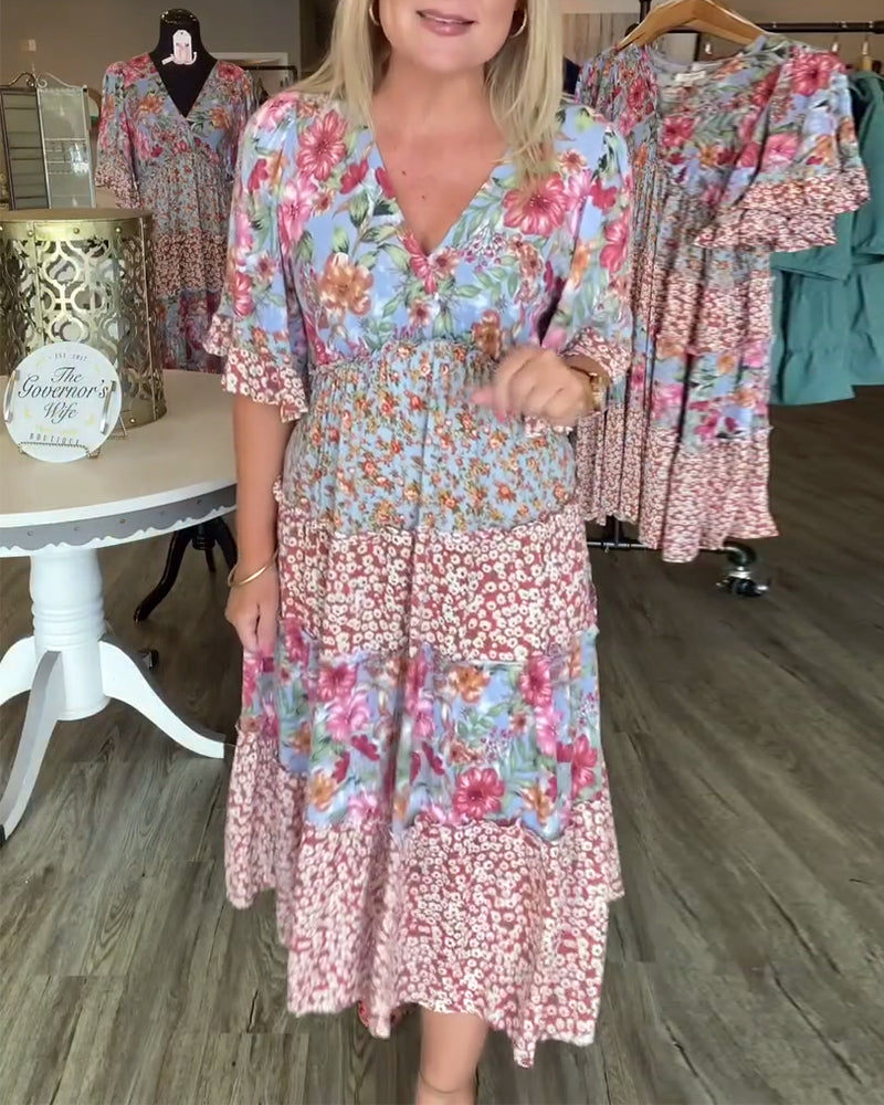 Quinta | Dress With V Neck Lotus Sleeves Floral Print